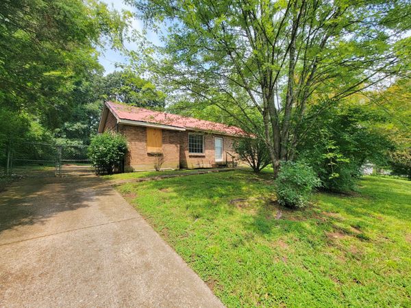 314 Kevin Dr, Dickson, TN 37055