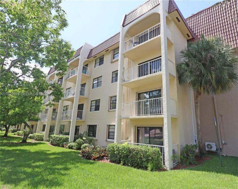 9301 SW 92nd Avenue, Unit 308C, Miami, FL 33176 Photo