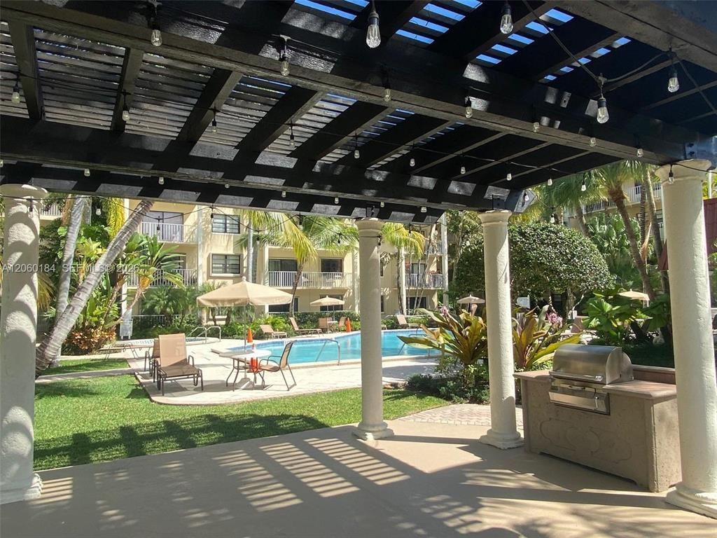 9301 SW 92nd Avenue, Unit 308C, Miami, FL 33176 Photo