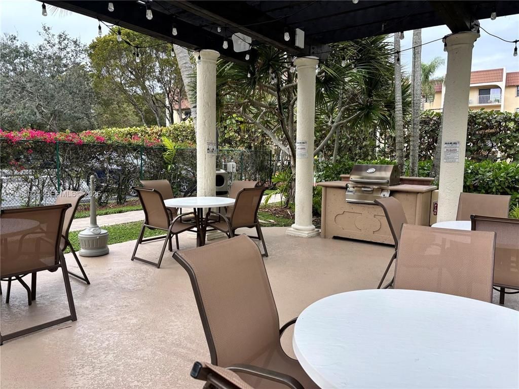 9301 SW 92nd Avenue, Unit 308C, Miami, FL 33176 Photo