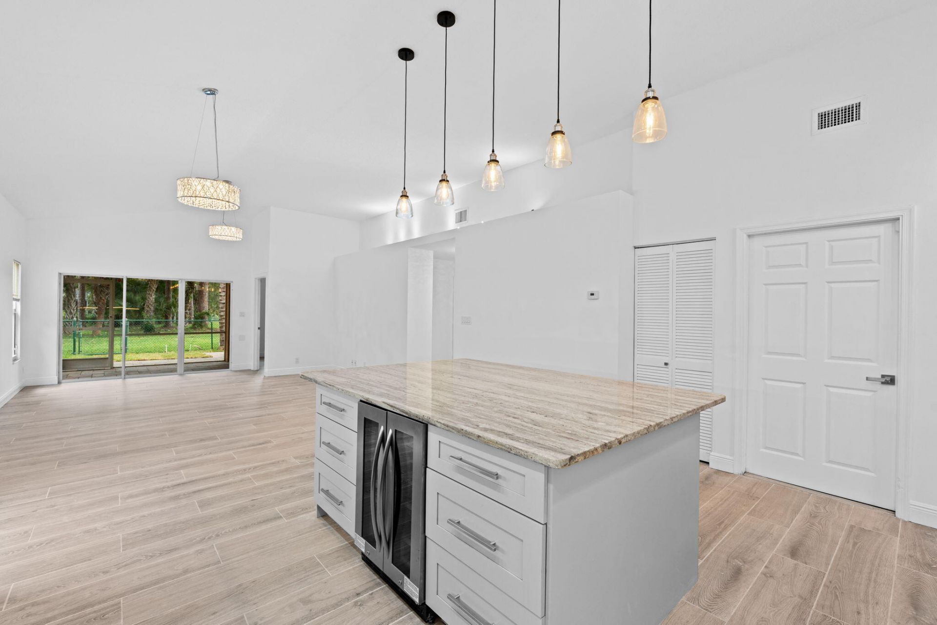 5122 Elpine Way, Riviera Beach, FL 33418 Photo