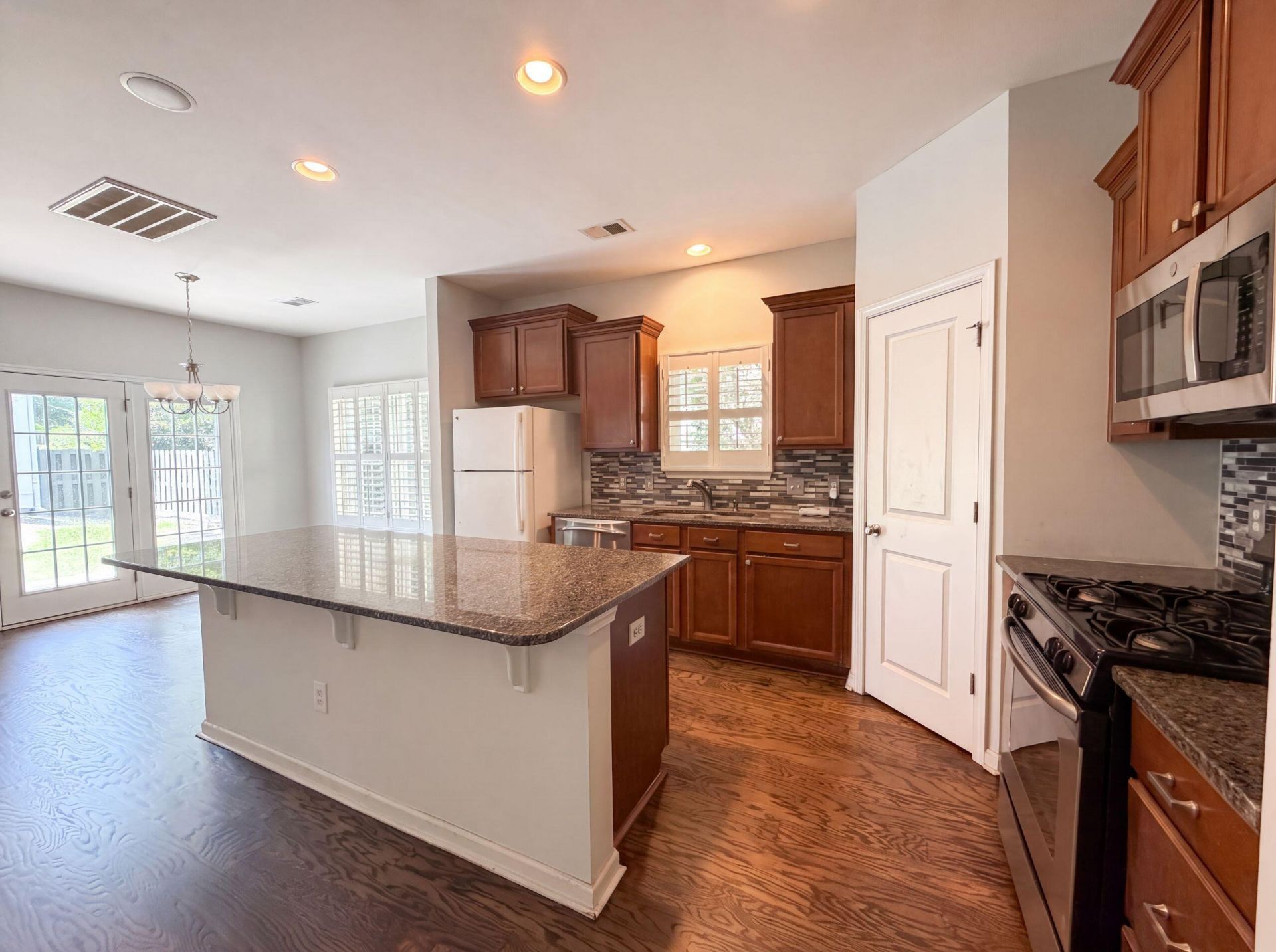 195 Lotz Drive Photo 6