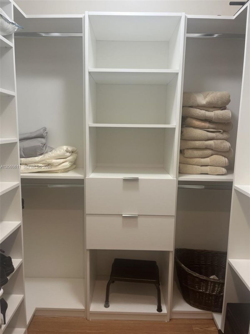 801 Brickell Key Blvd , Unit 2509, Miami, FL 33131 Photo