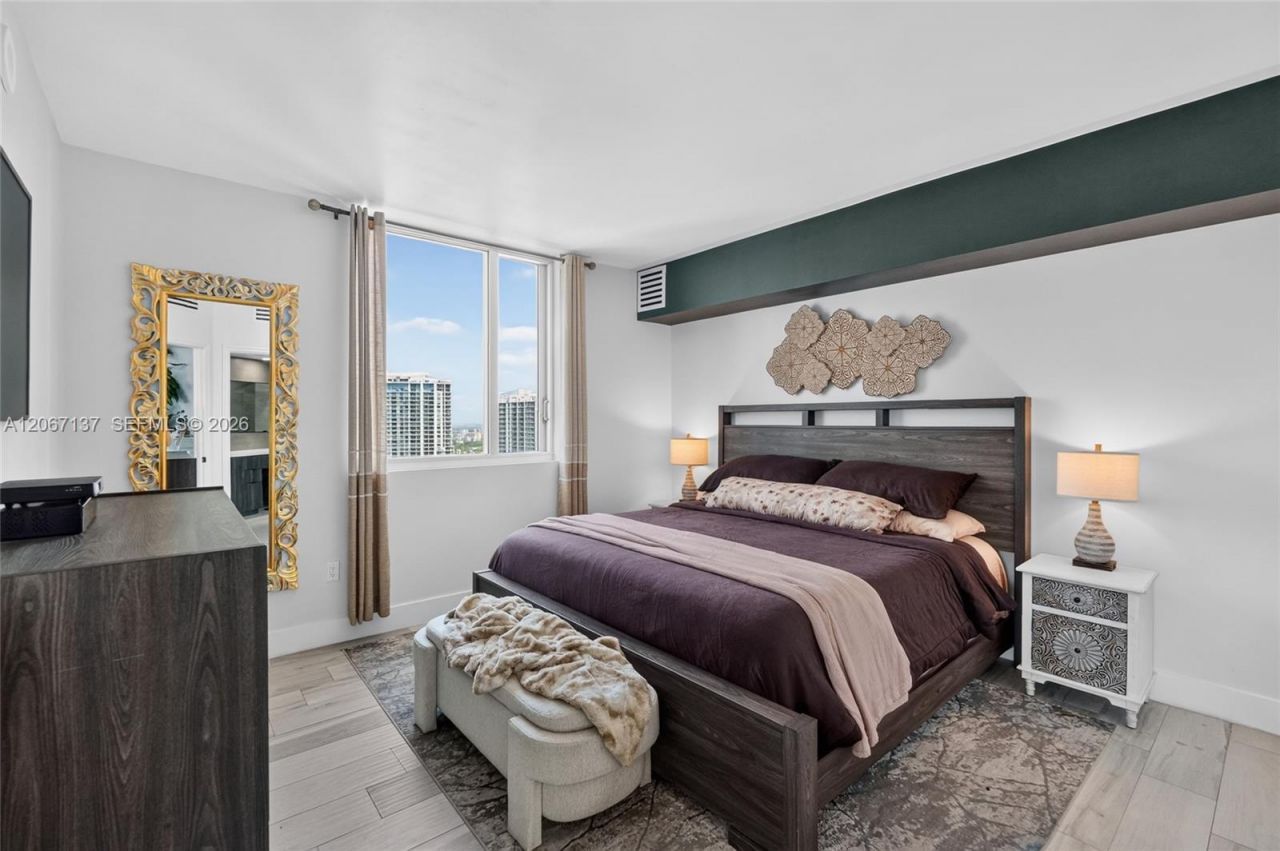 55 SE 6th St, Unit 3802, Miami, FL 33131 Photo