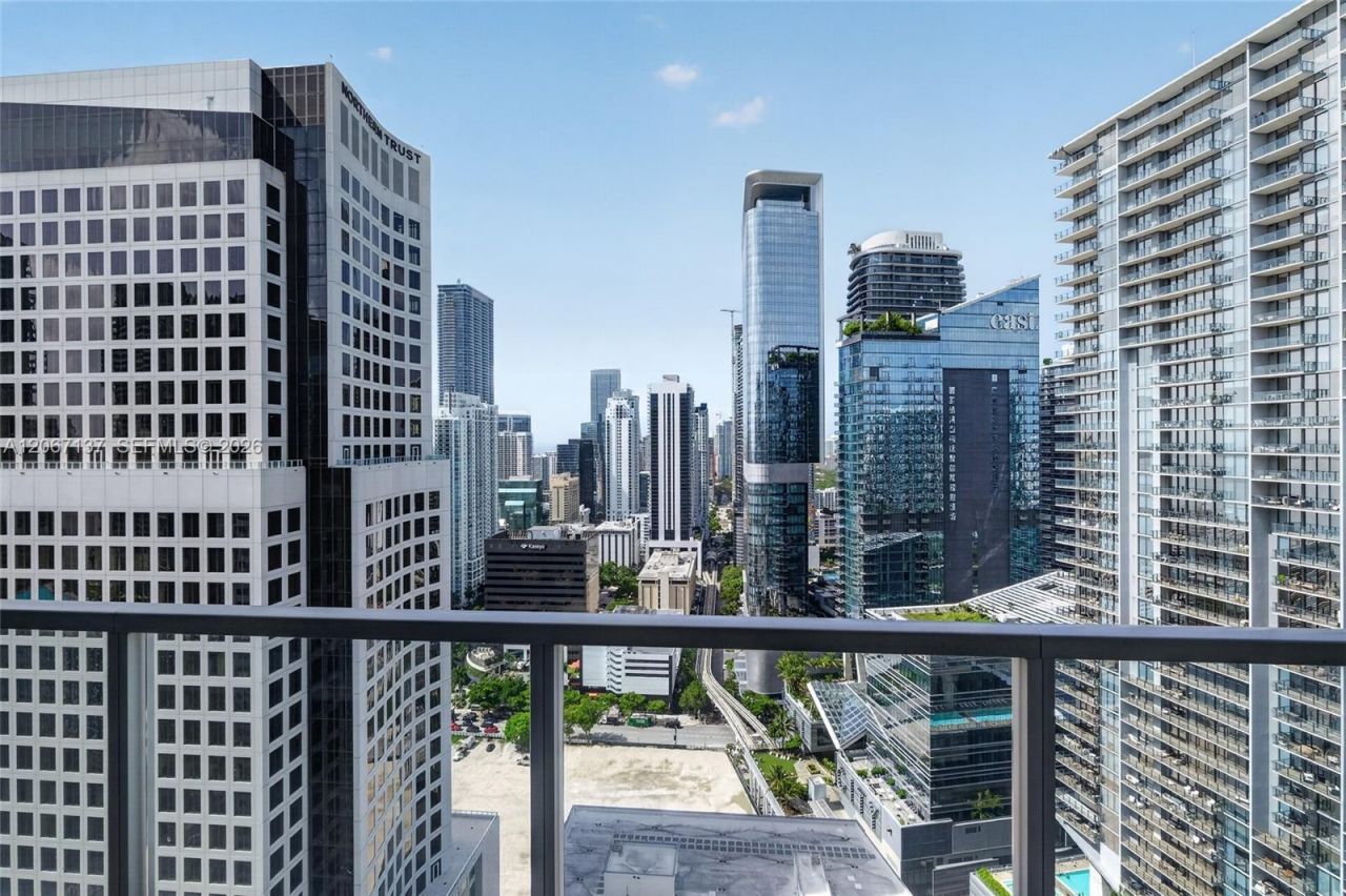 55 SE 6th St, Unit 3802, Miami, FL 33131 Photo