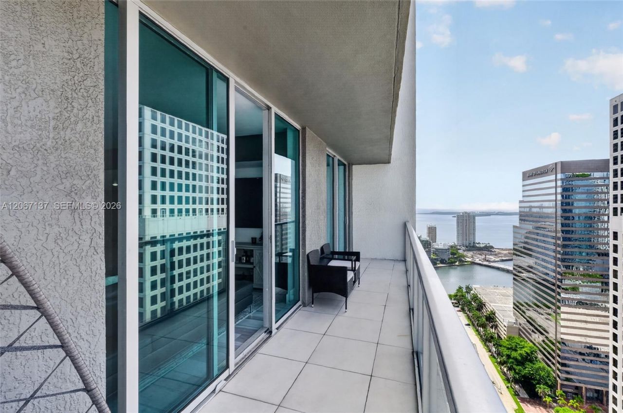 55 SE 6th St, Unit 3802, Miami, FL 33131 Photo