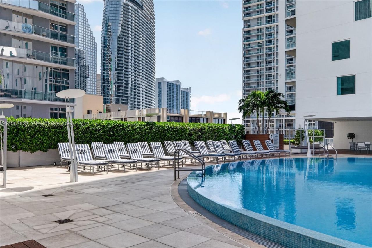 55 SE 6th St, Unit 3802, Miami, FL 33131 Photo