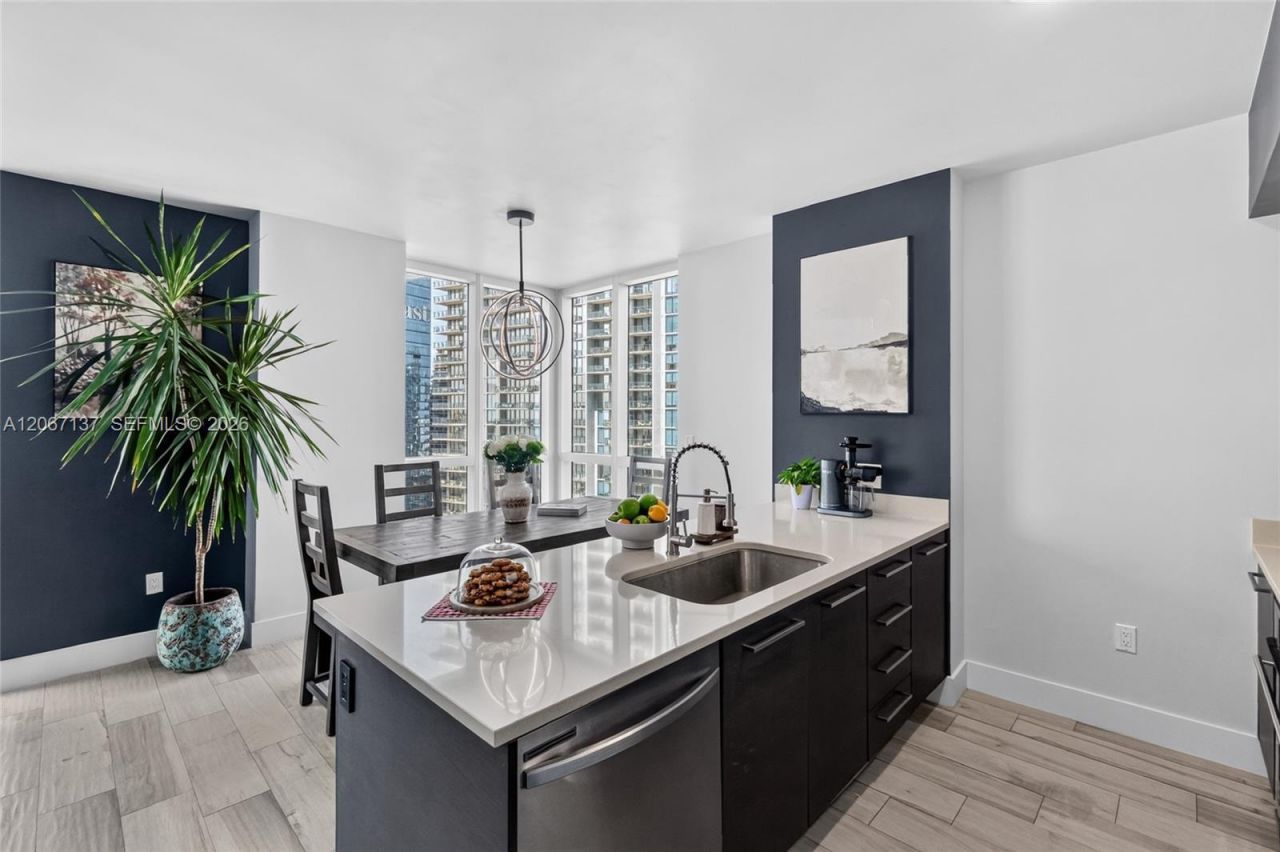 55 SE 6th St, Unit 3802, Miami, FL 33131 Photo