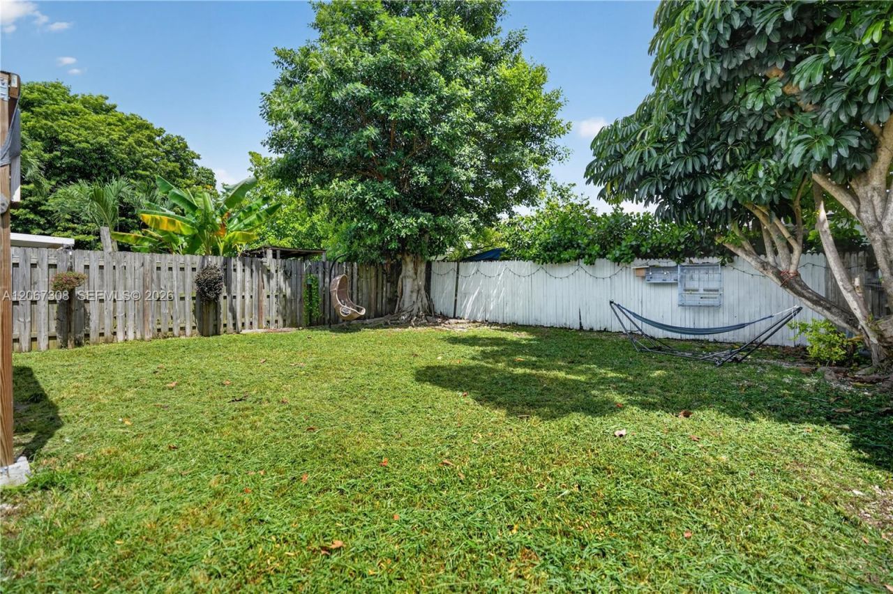12219 SW 198th Ter , Miami, FL 33177 Photo