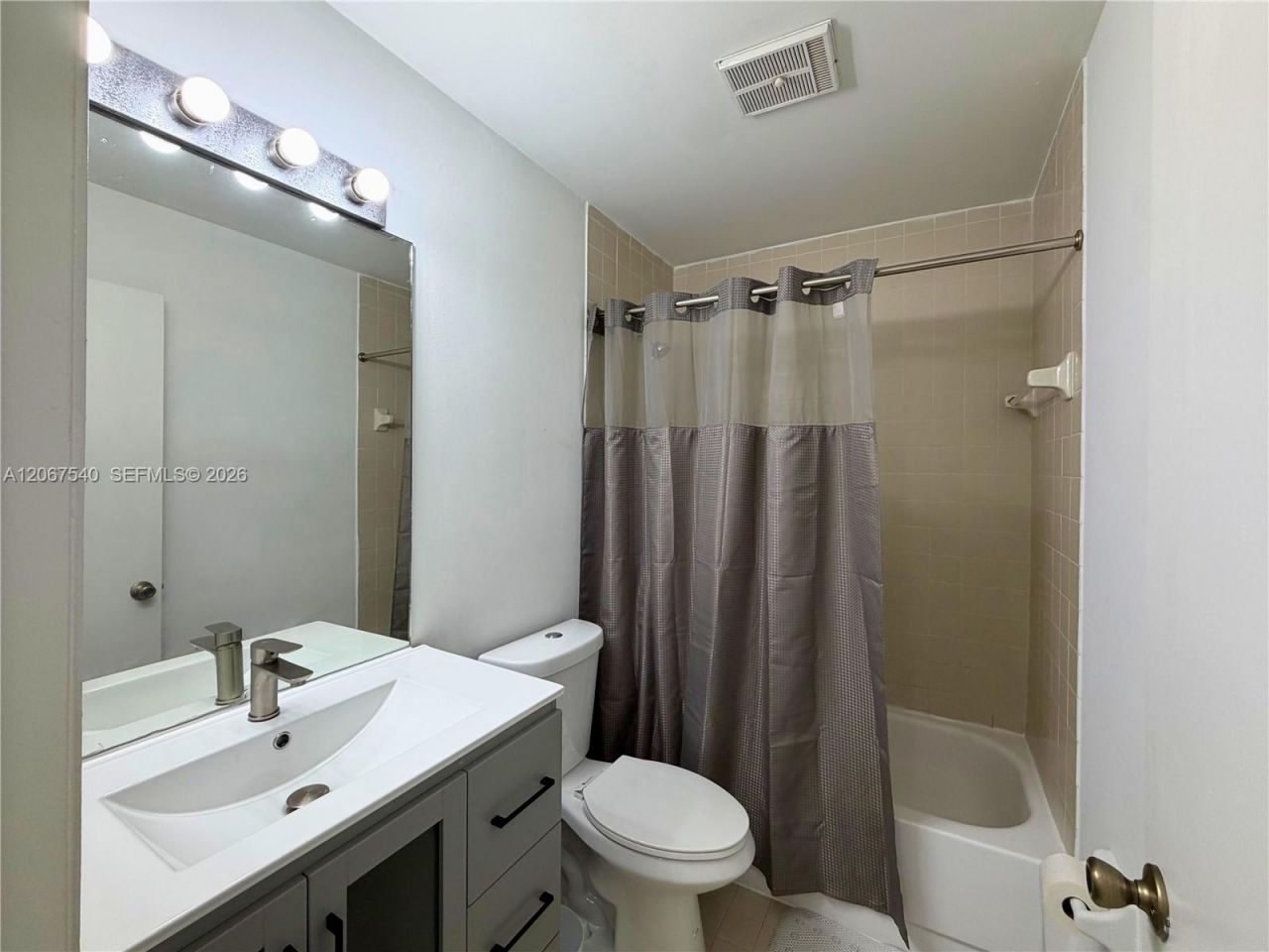 5200 NW 31st Ave , Unit 217, Fort Lauderdale, FL 33309 Photo
