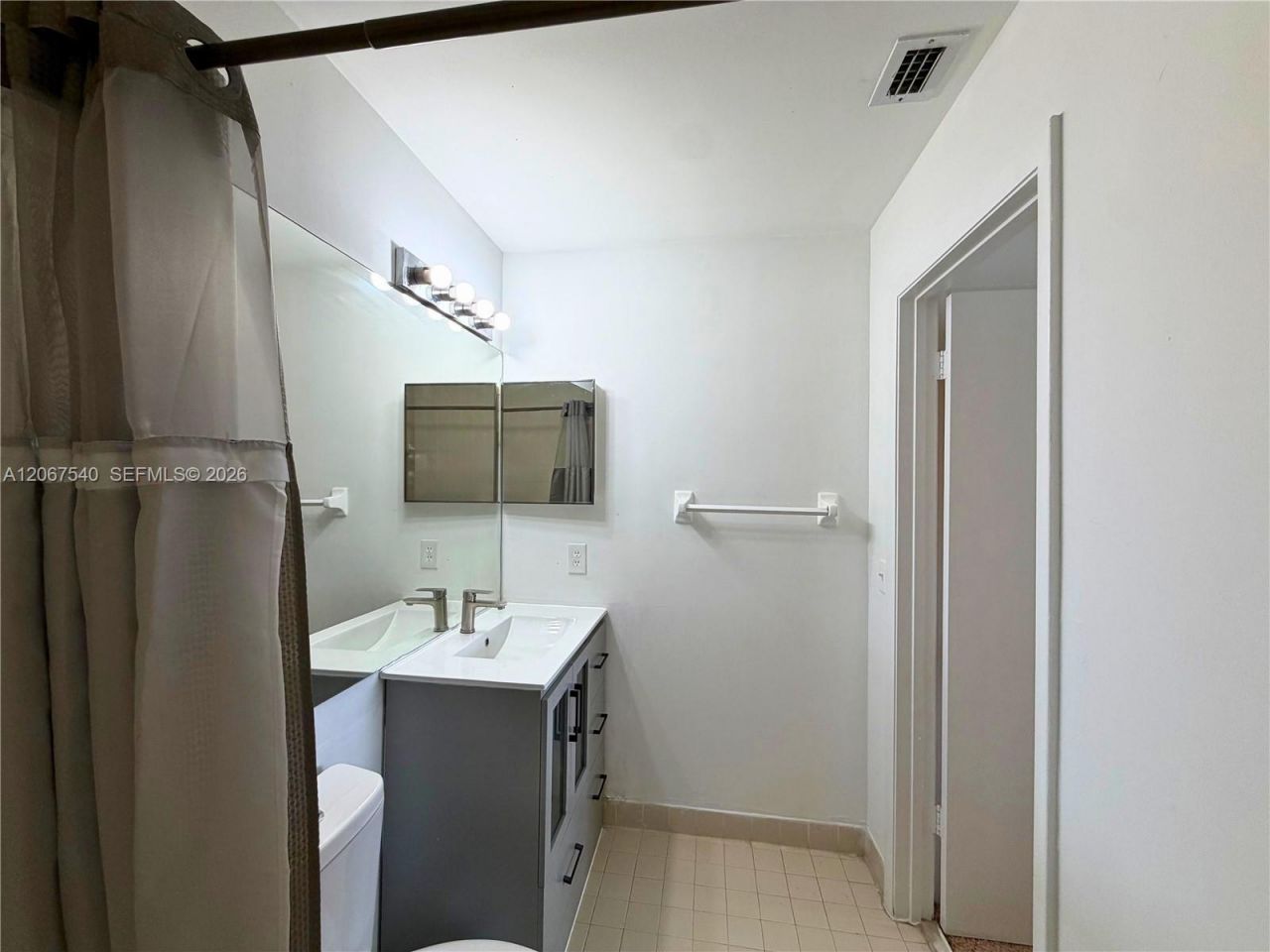 5200 NW 31st Ave , Unit 217, Fort Lauderdale, FL 33309 Photo