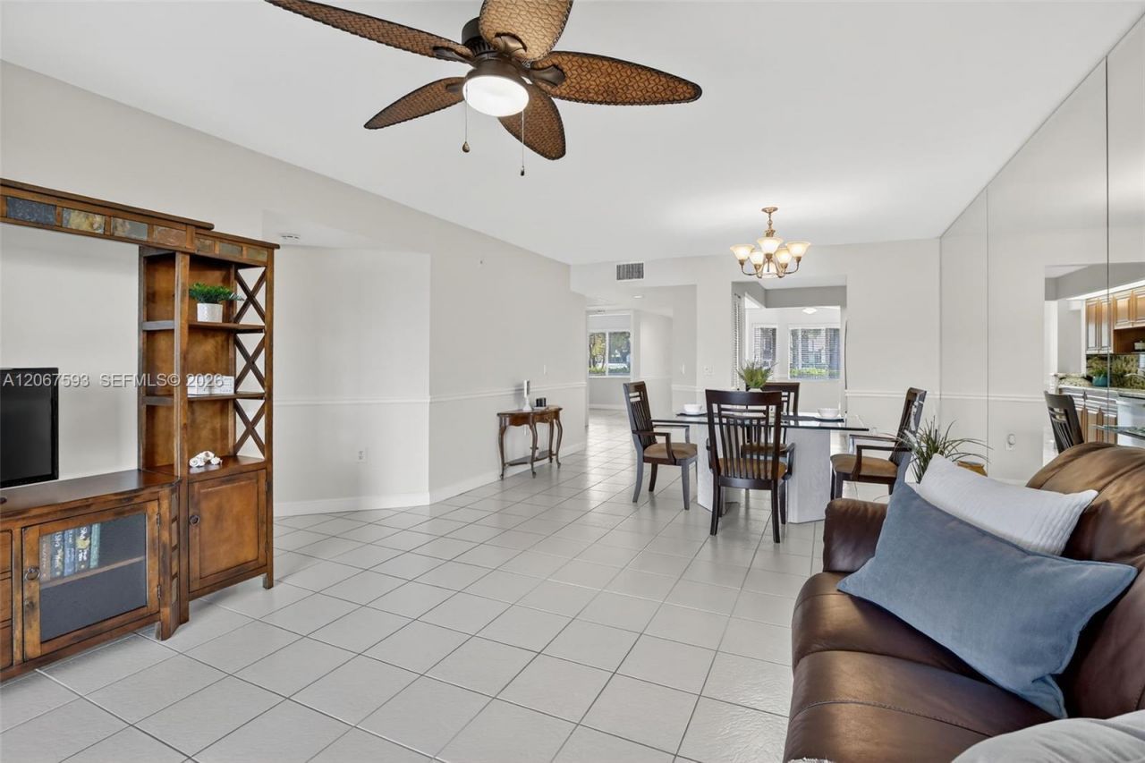 13705 SW 12th St, Unit 103B, Pembroke Pines, FL 33027 Photo