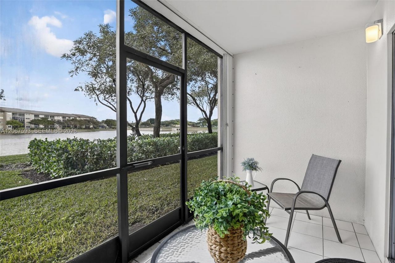 13705 SW 12th St, Unit 103B, Pembroke Pines, FL 33027 Photo