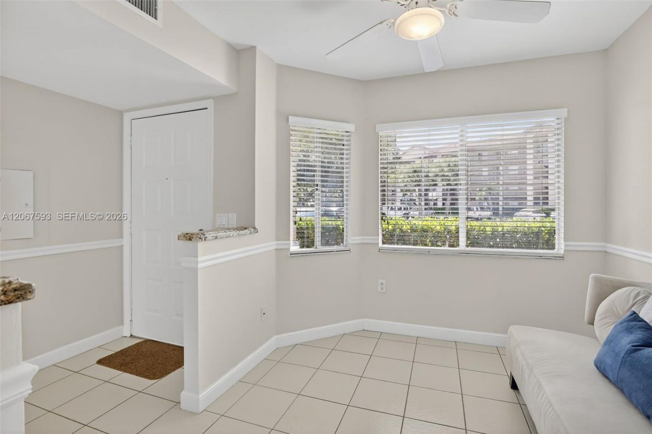 13705 SW 12th St, Unit 103B, Pembroke Pines, FL 33027 Photo