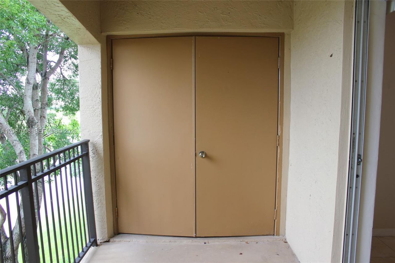 11730 SW 2nd St , Unit 12304, Pembroke Pines, FL 33025 Photo