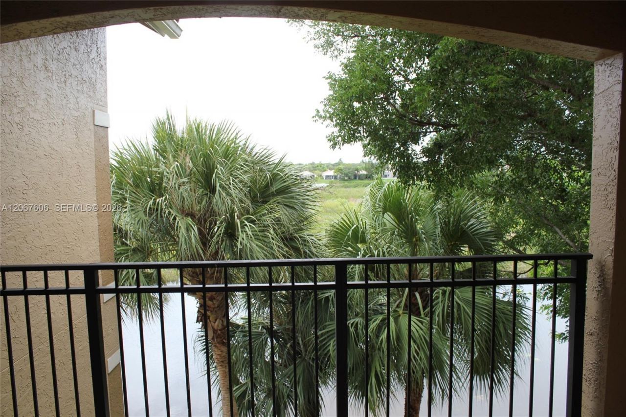 11730 SW 2nd St , Unit 12304, Pembroke Pines, FL 33025 Photo