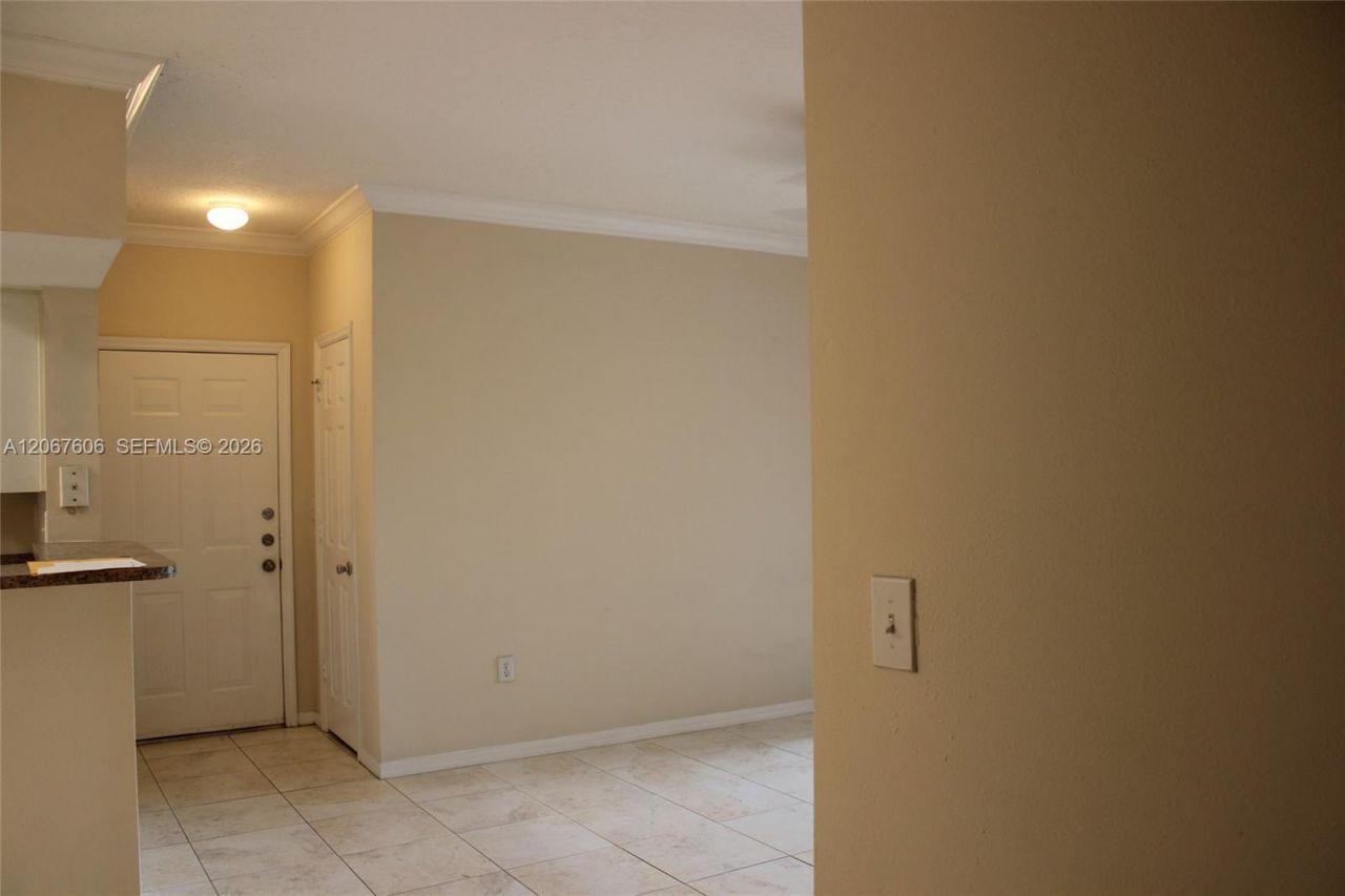 11730 SW 2nd St , Unit 12304, Pembroke Pines, FL 33025 Photo