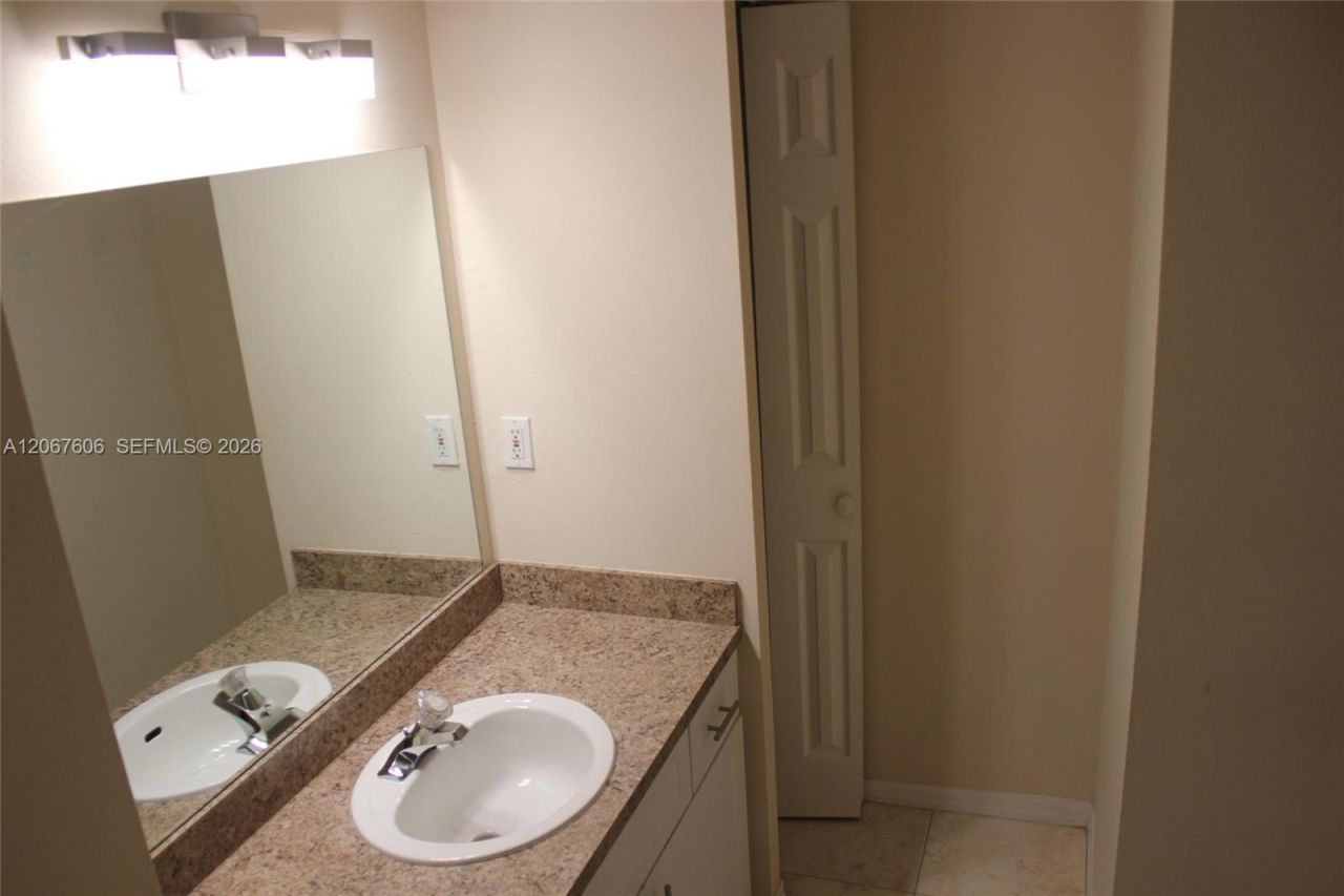 11730 SW 2nd St , Unit 12304, Pembroke Pines, FL 33025 Photo