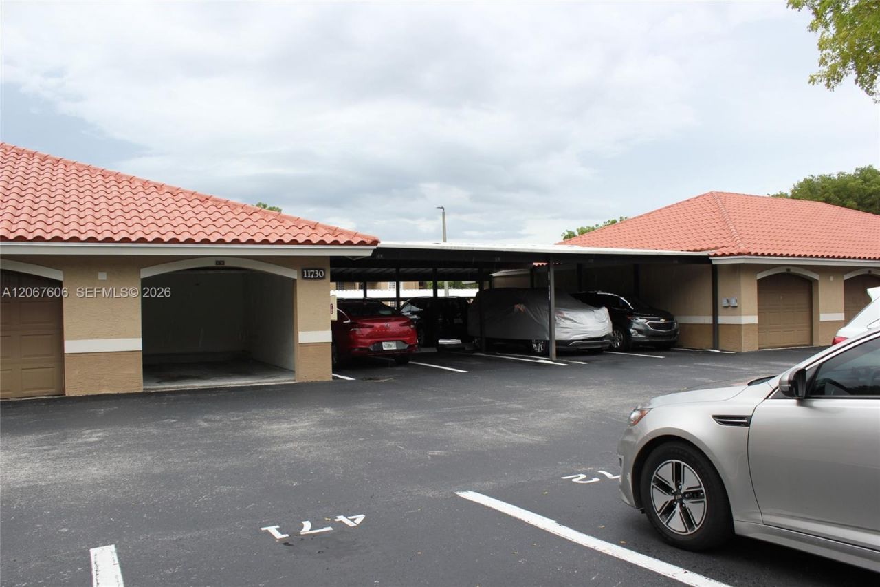 11730 SW 2nd St , Unit 12304, Pembroke Pines, FL 33025 Photo