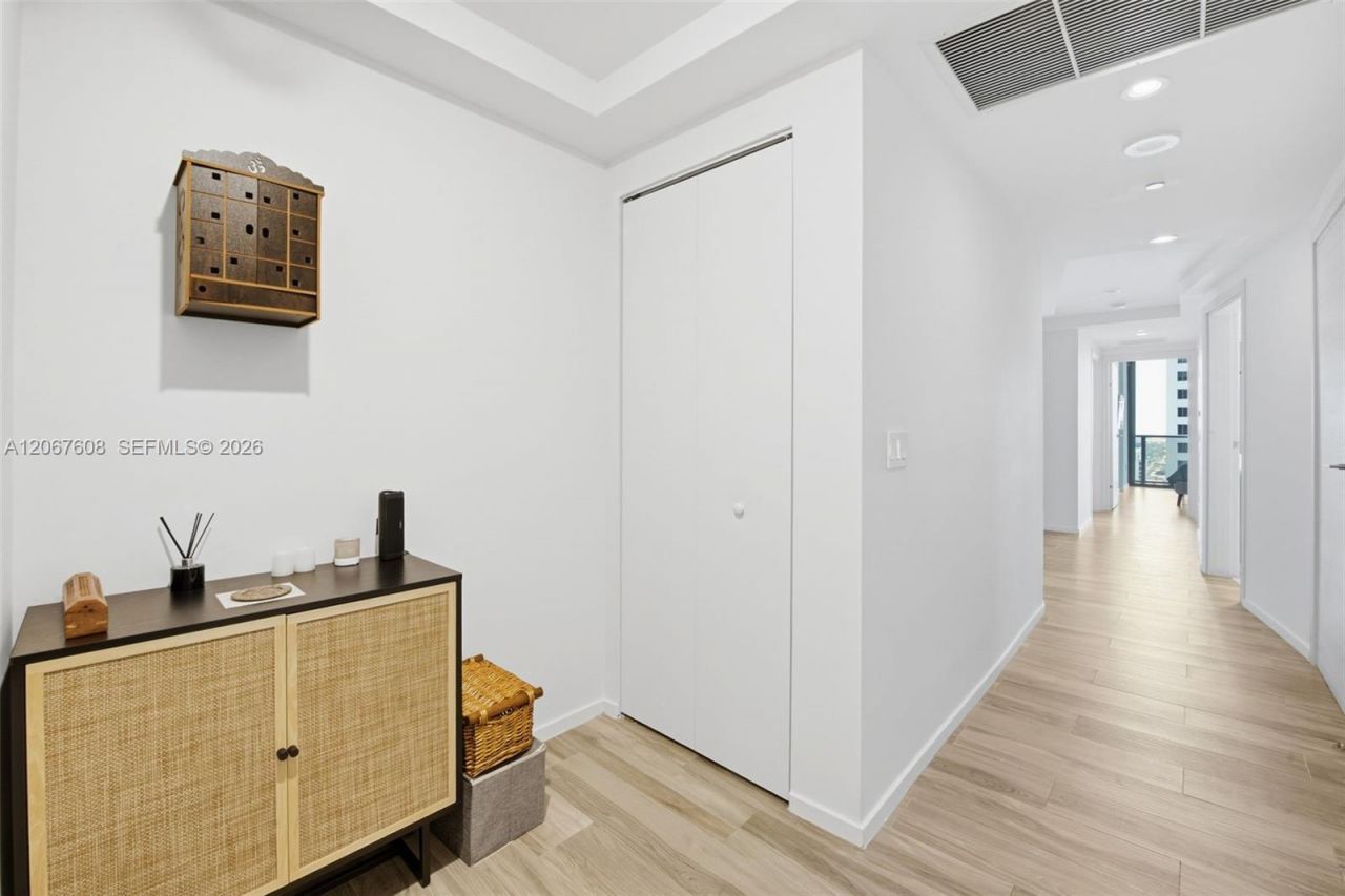 801 S Miami Ave, Unit 3101, Miami, FL 33130 Photo