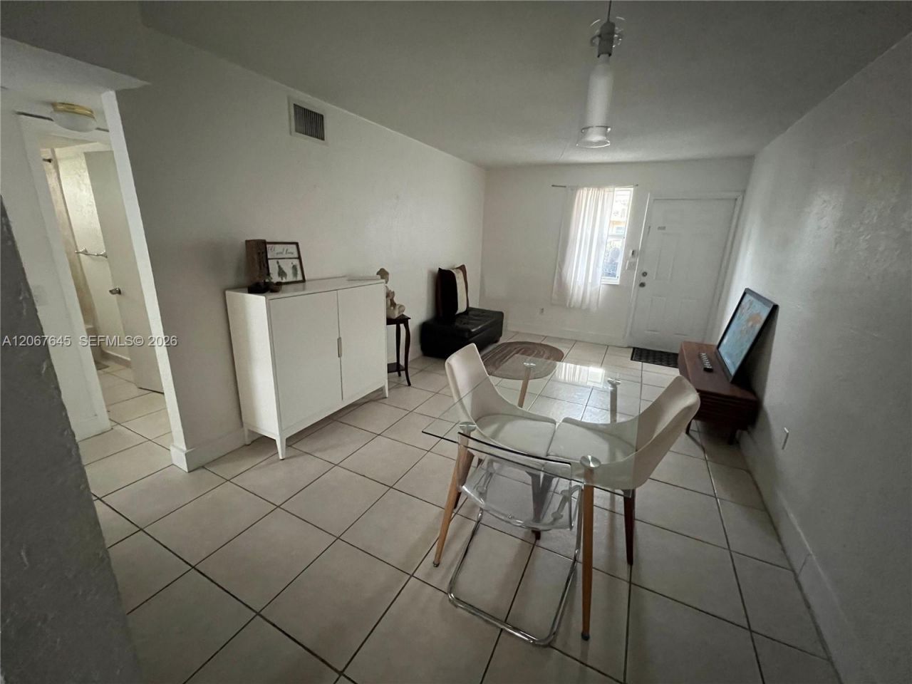 458 SW 10th St, Unit 4, Miami, FL 33130 Photo
