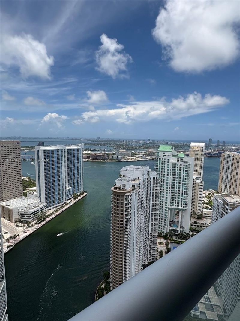 495 Brickell Ave , Unit 5104, Miami, FL 33131 Photo
