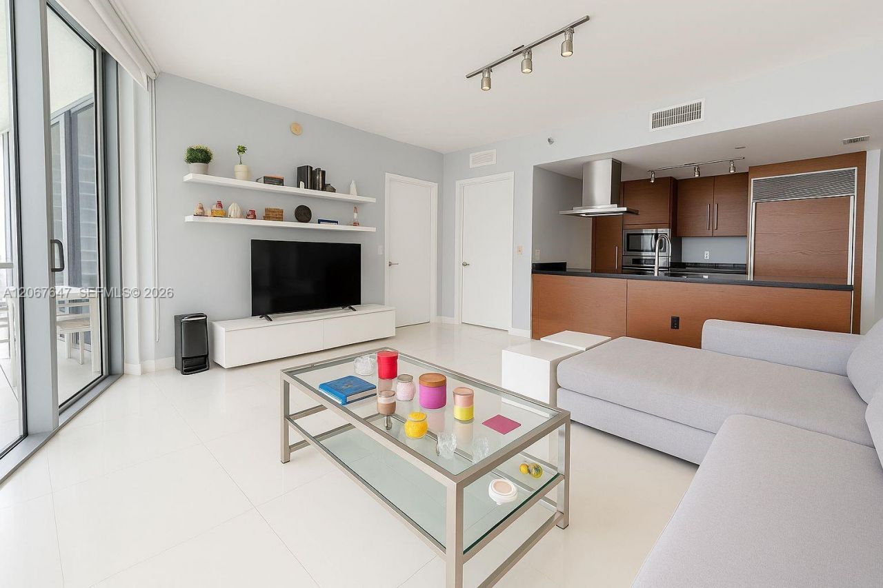 495 Brickell Ave , Unit 5104, Miami, FL 33131 Photo