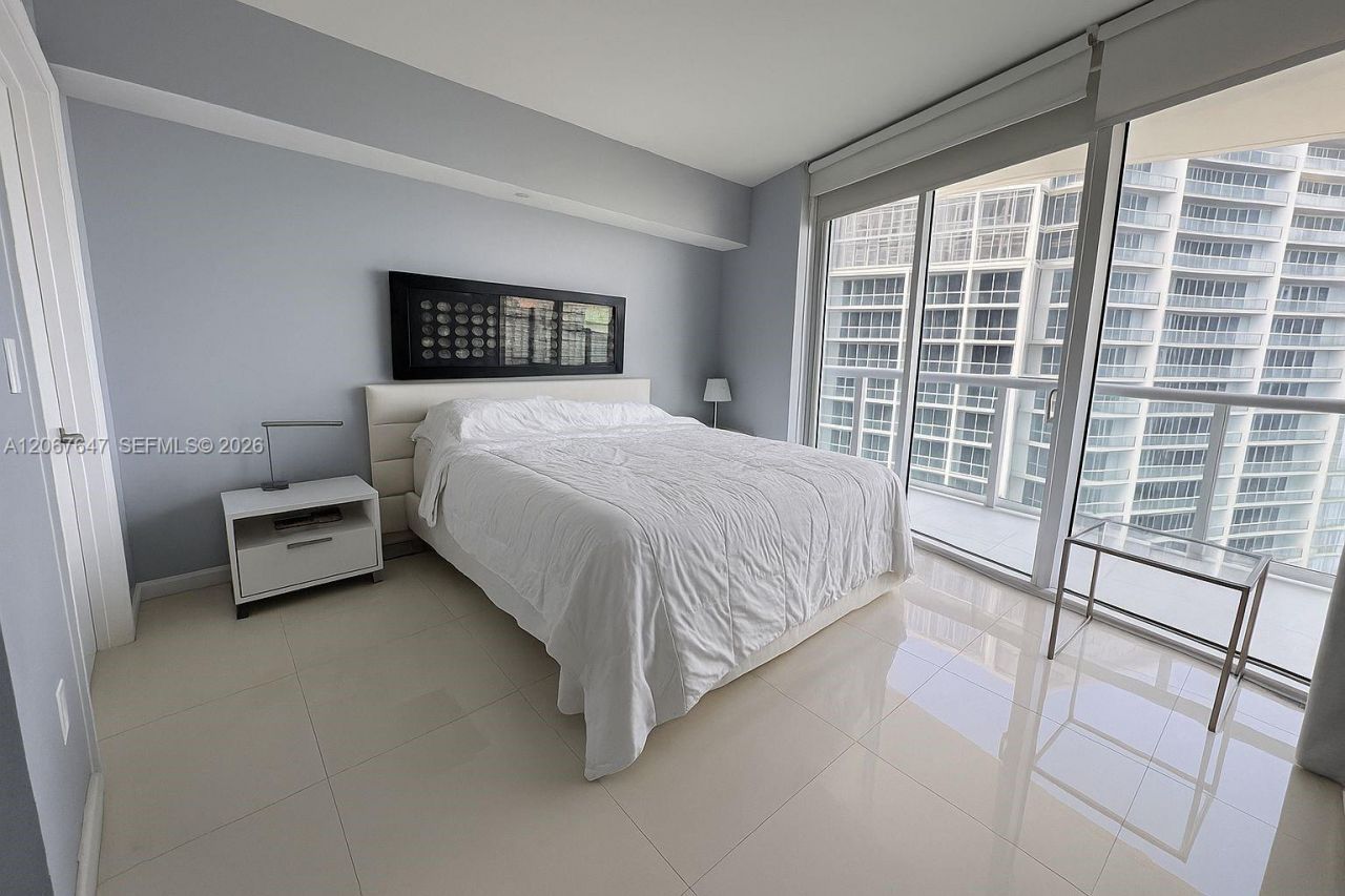 495 Brickell Ave , Unit 5104, Miami, FL 33131 Photo
