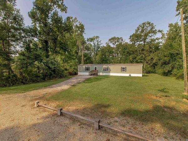 26427 S Satsuma Rd, Livingston, LA 70754