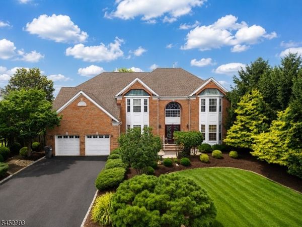 54 Crestwood St, Piscataway, NJ 08854