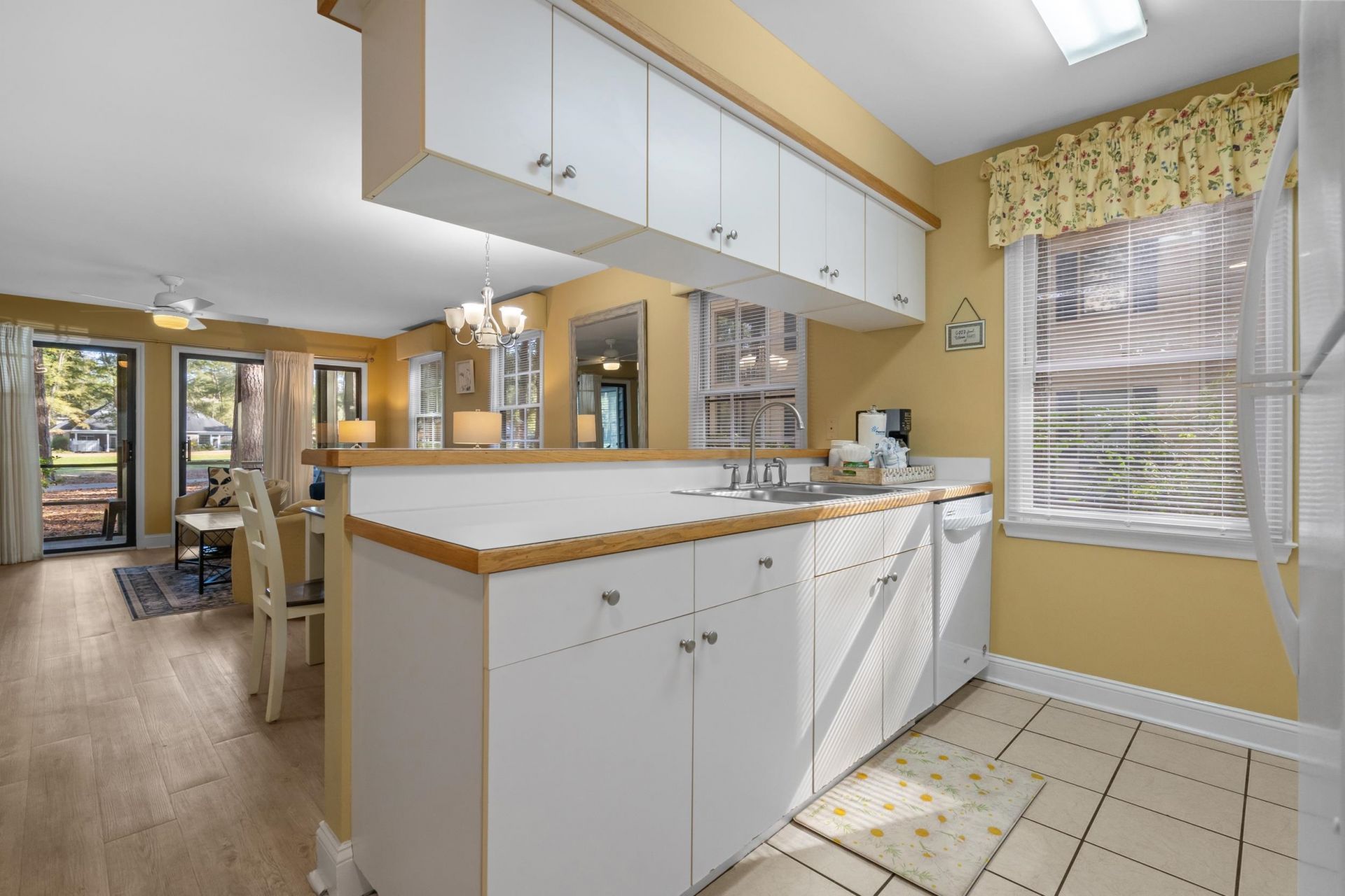 200 Stillwood Dr.  Photo 17