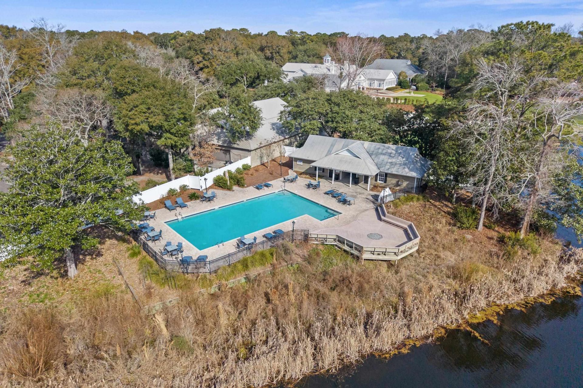 200 Stillwood Dr.  Photo 35
