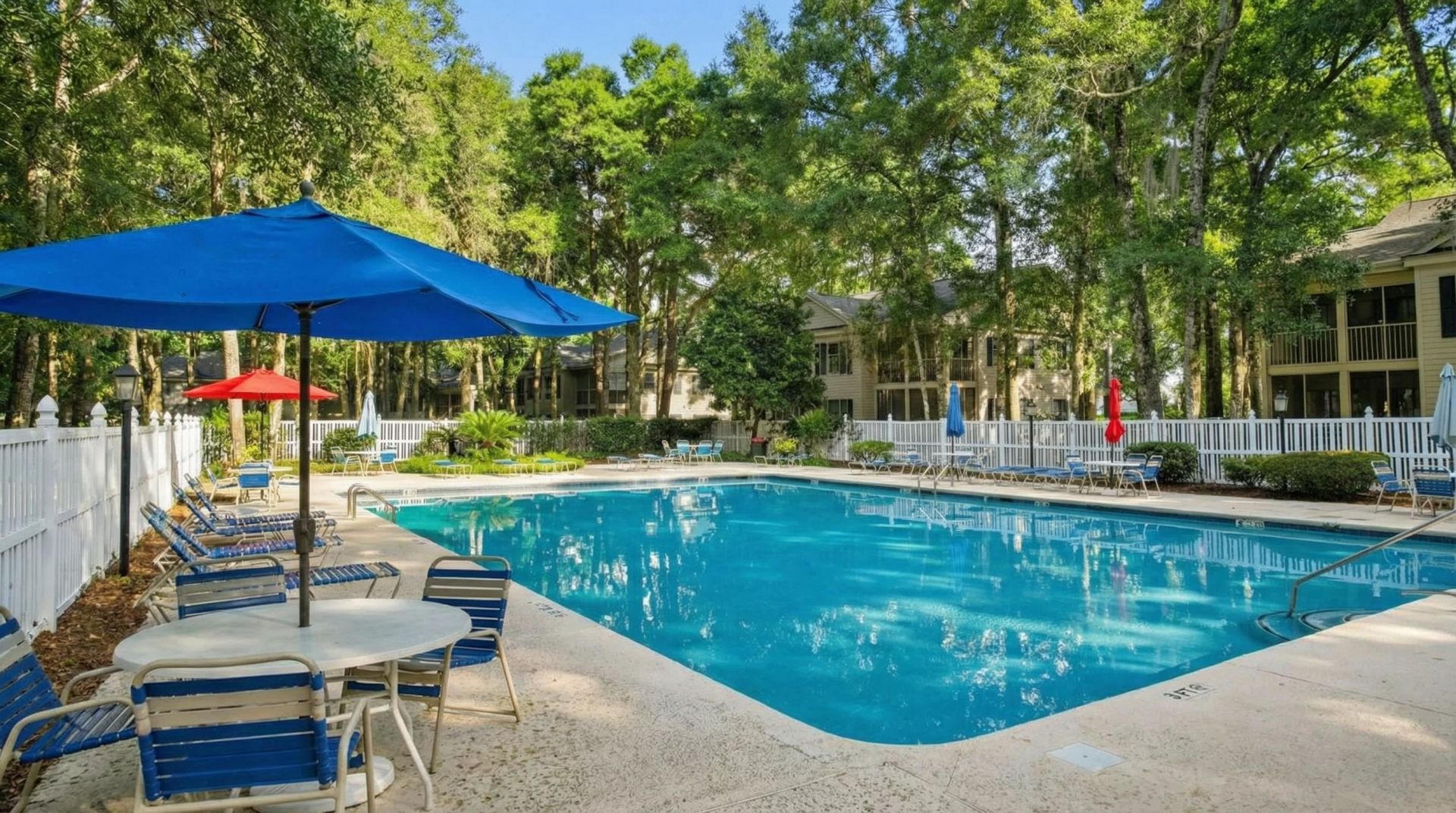 200 Stillwood Dr.  Photo 38