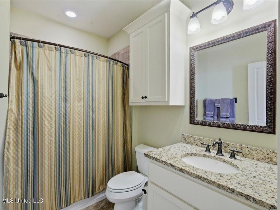 Property Image 104
