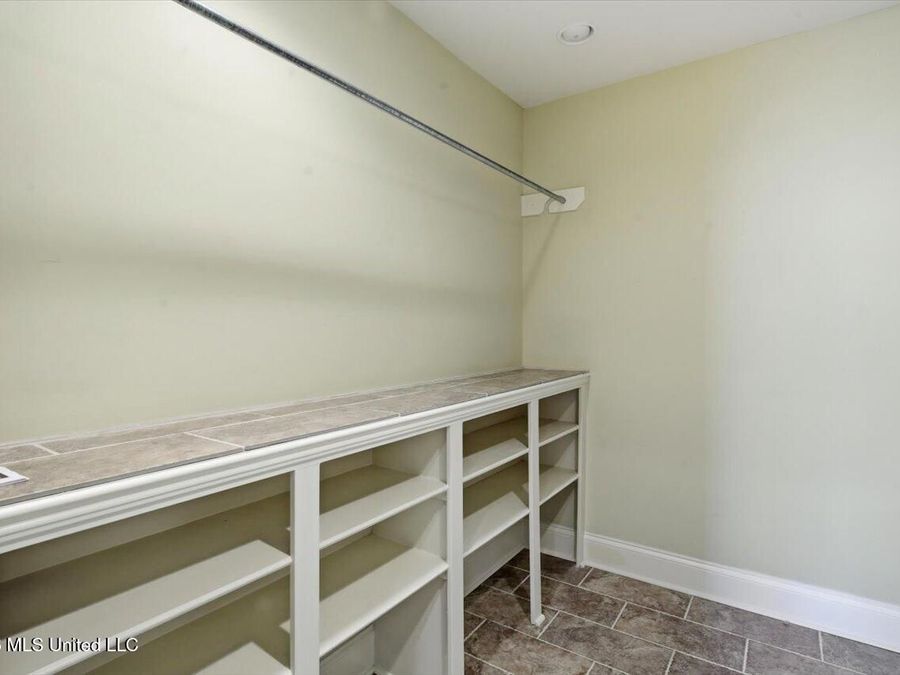 Property Image 105