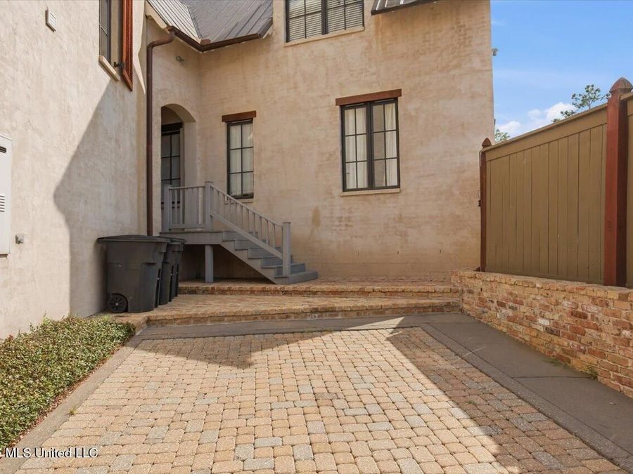 Property Image 110