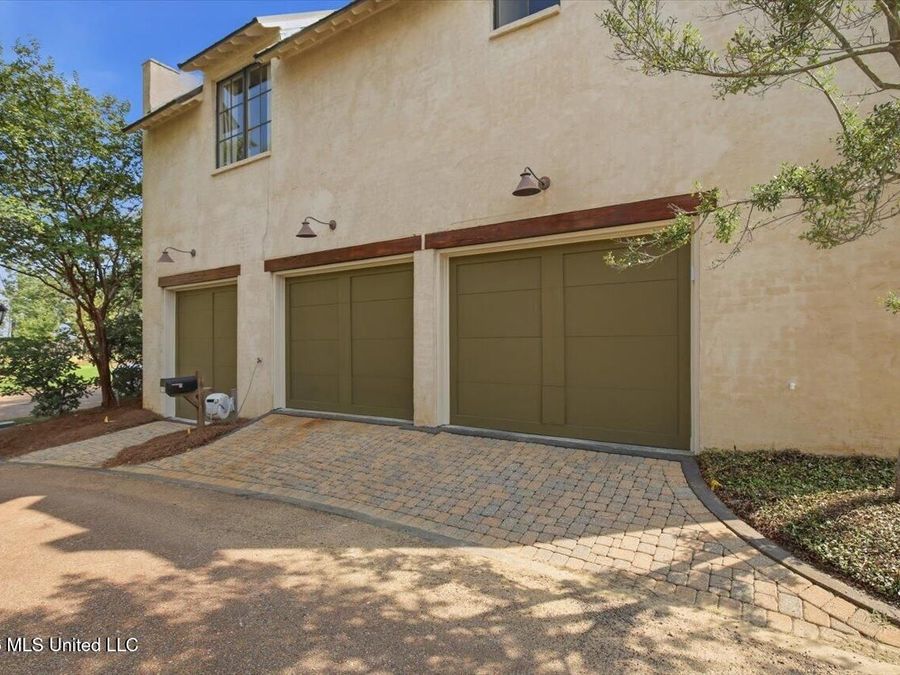 Property Image 111