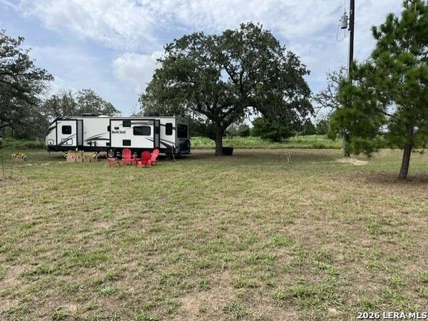 3084 CR 442, Stockdale, TX 78160