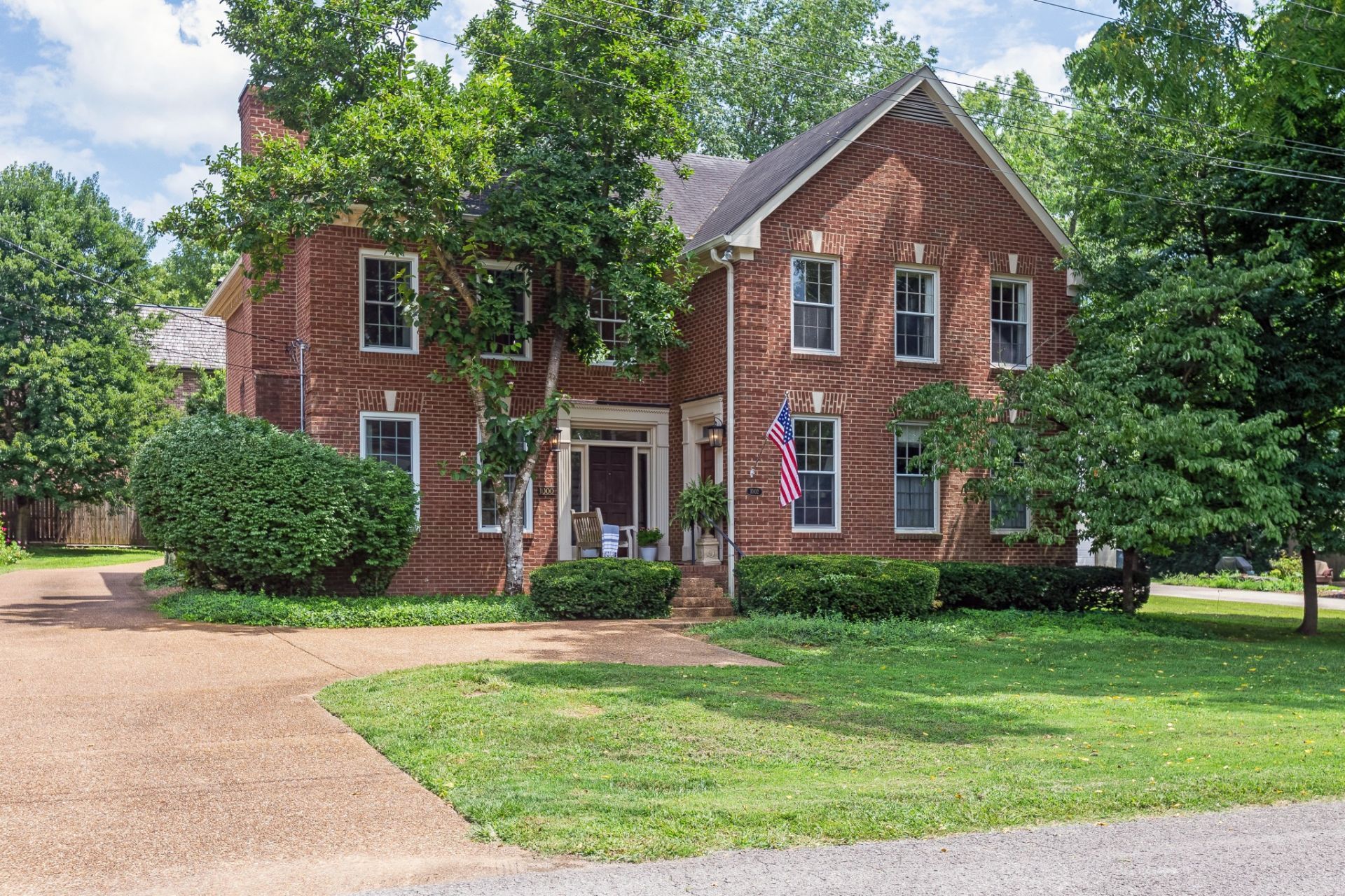 1000 Clearview Dr, Nashville, TN 37205 Main Photo