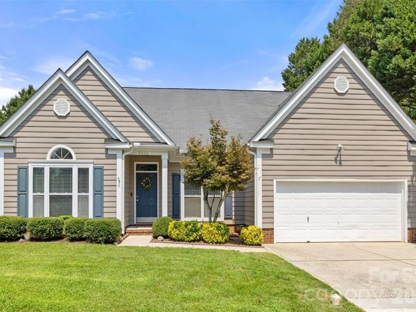 8632 Castlebay Drive, Charlotte, NC 28277