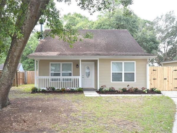 345 MAPLELEAF Circle , Slidell, LA 70458