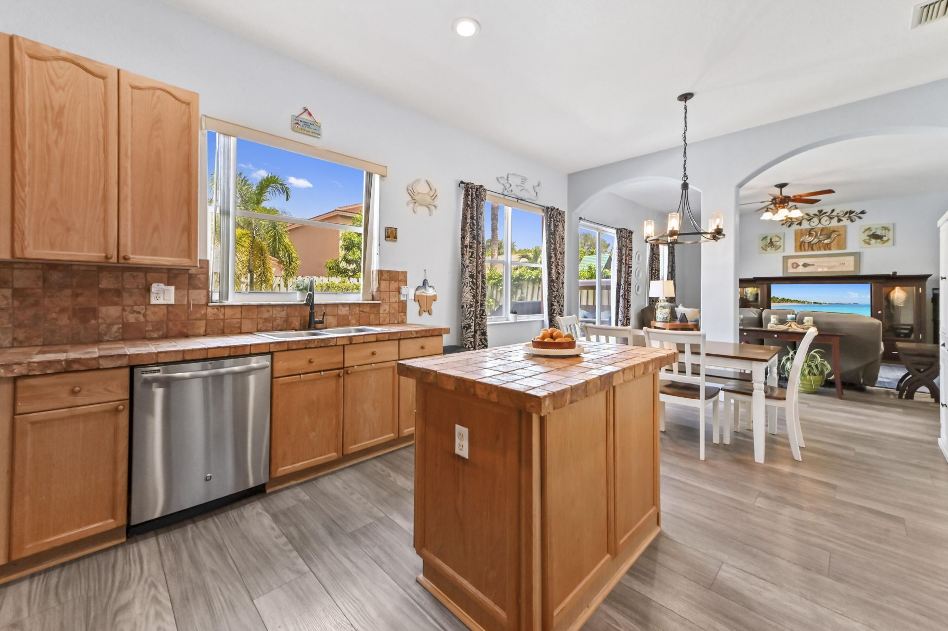 4442 Onega Circle, West Palm Beach, FL 33409 Photo