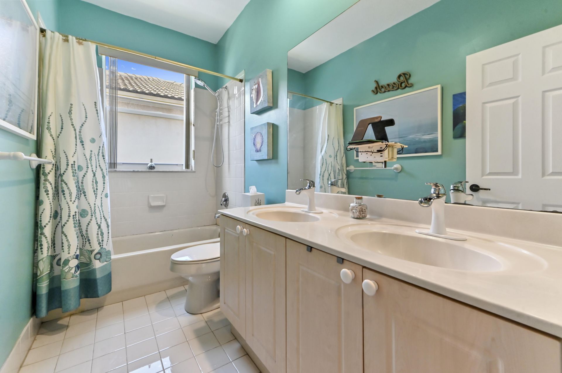 4442 Onega Circle, West Palm Beach, FL 33409 Photo