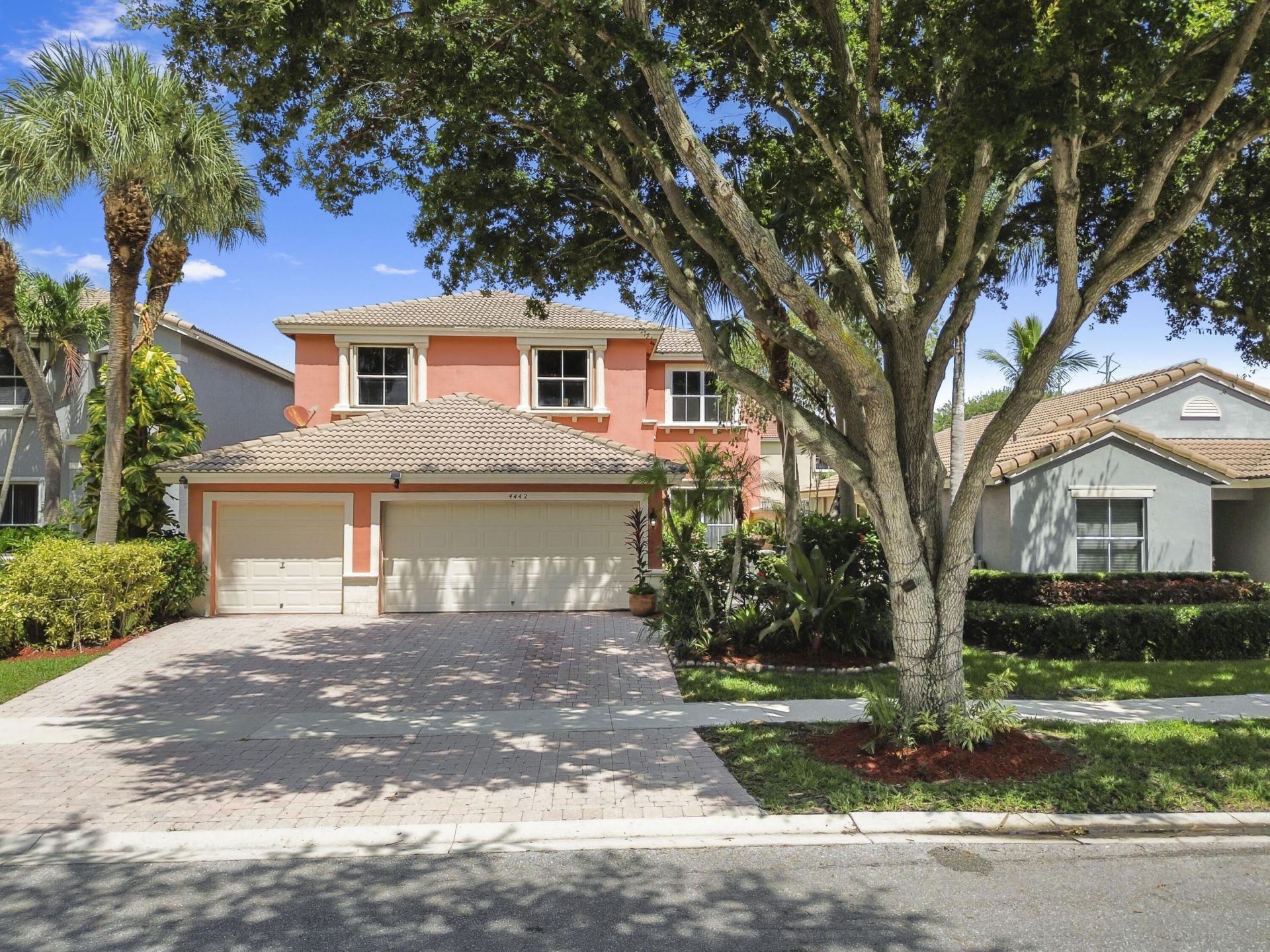 4442 Onega Circle, West Palm Beach, FL 33409 Photo