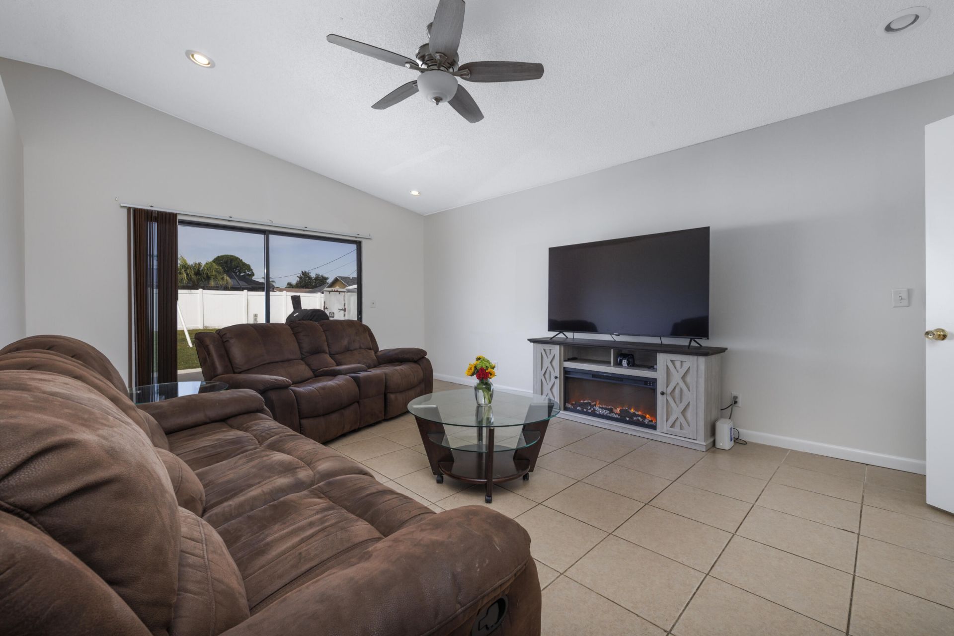 1810 SW Gemini Lane, Port Saint Lucie, FL 34984 Photo