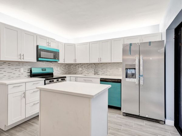 736 NW 98TH Circle, Plantation, FL 33324
