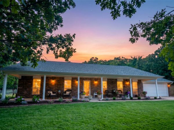 307 Mission Drive N, Poteau, OK 74953