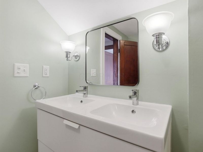 1300 Ashland Avenue , Columbus, OH 43212 Photo 33