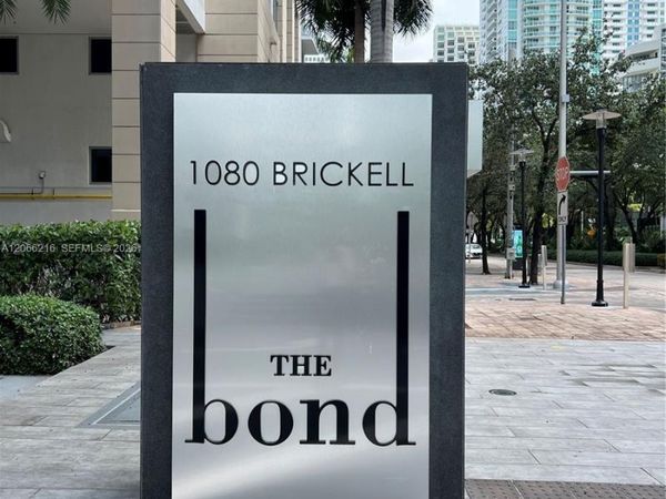 1080 Brickell Ave , Unit 2805, Miami, FL 33131