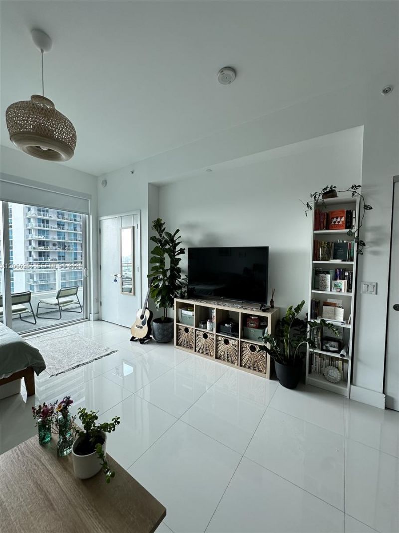 1080 Brickell Ave , Unit 2805, Miami, FL 33131 Photo
